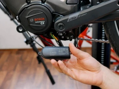 A Bosch elektromos kerékpár akkumulátorának cseréje: lépésenkénti--útmutató
